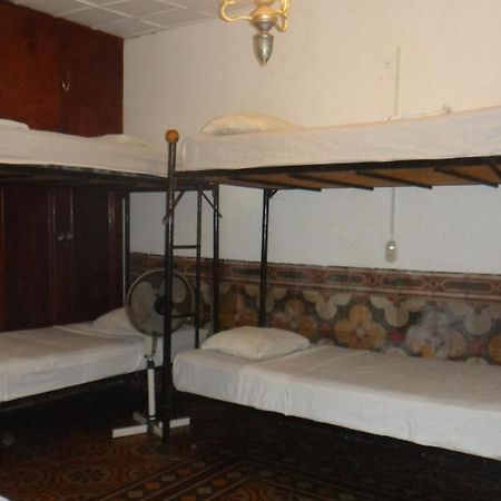 Hostal Sonati León Extérieur photo