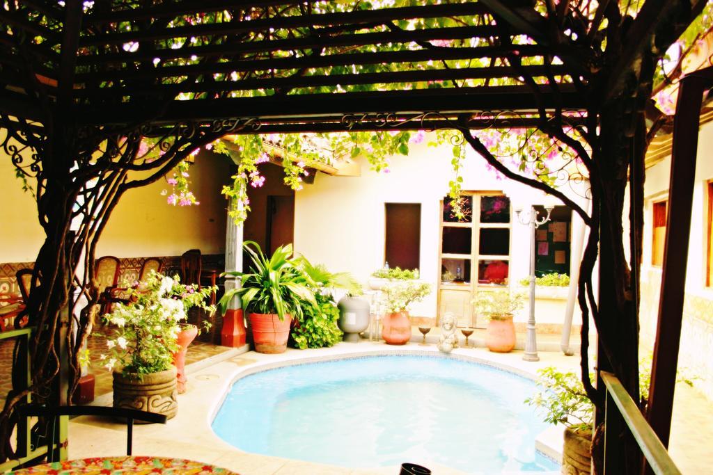 Hostal Sonati León Extérieur photo