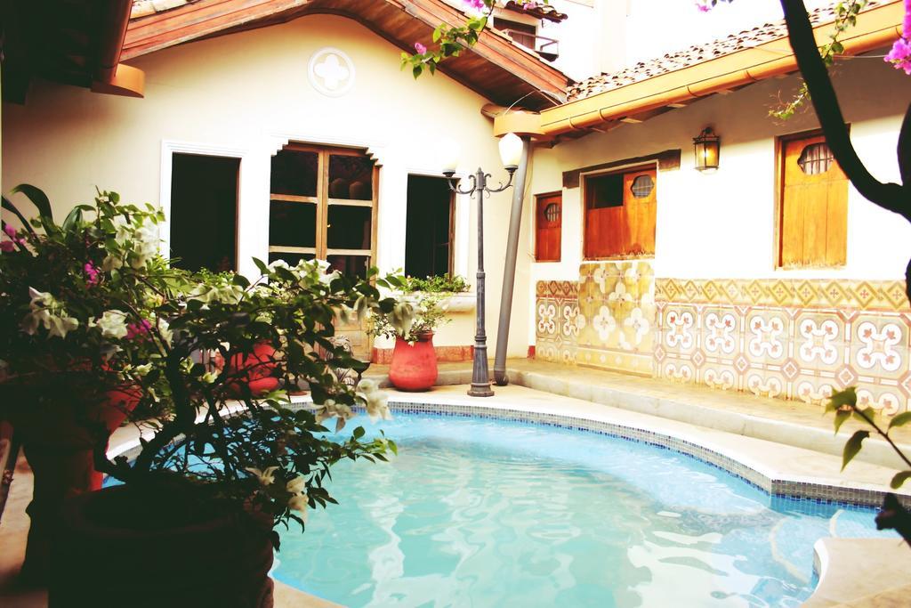 Hostal Sonati León Extérieur photo