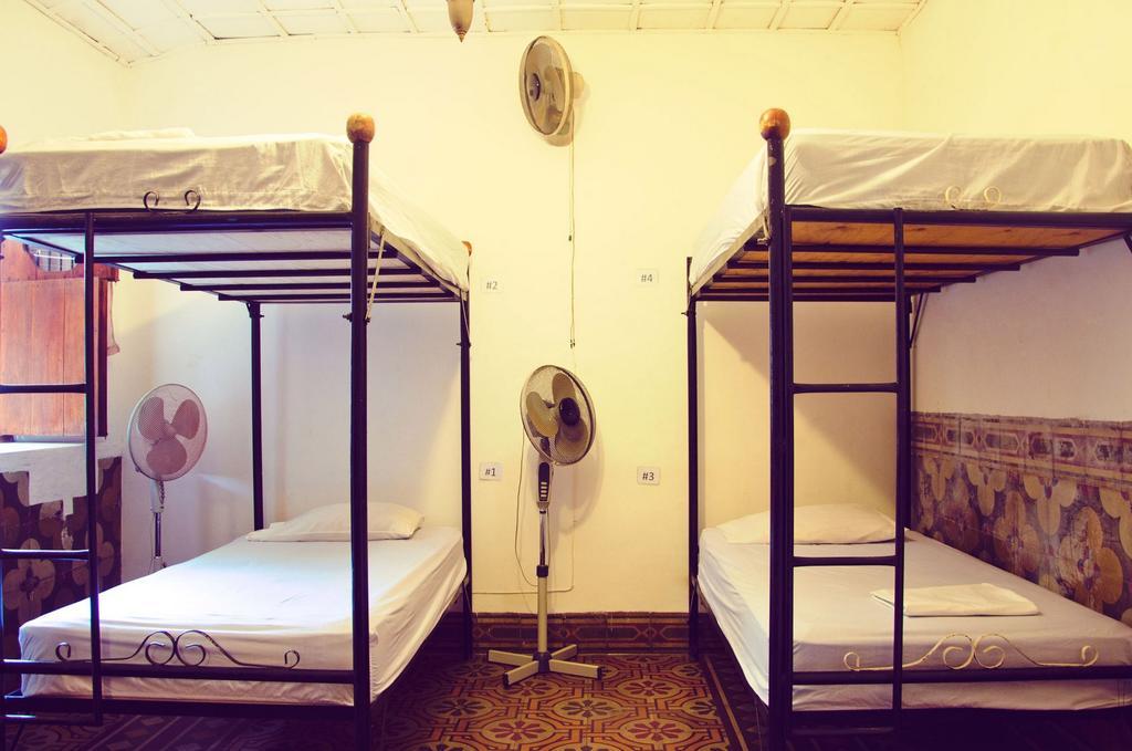 Hostal Sonati León Extérieur photo