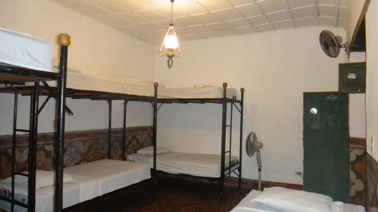Hostal Sonati León Extérieur photo