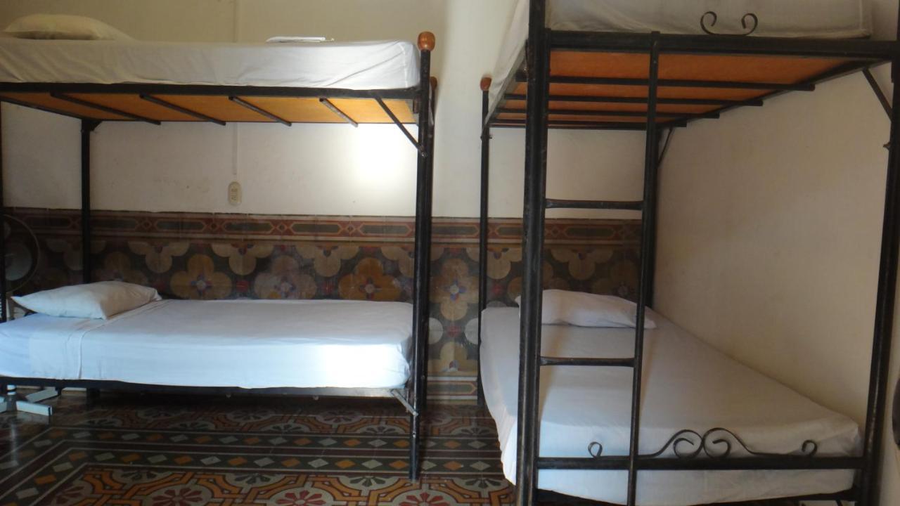 Hostal Sonati León Extérieur photo